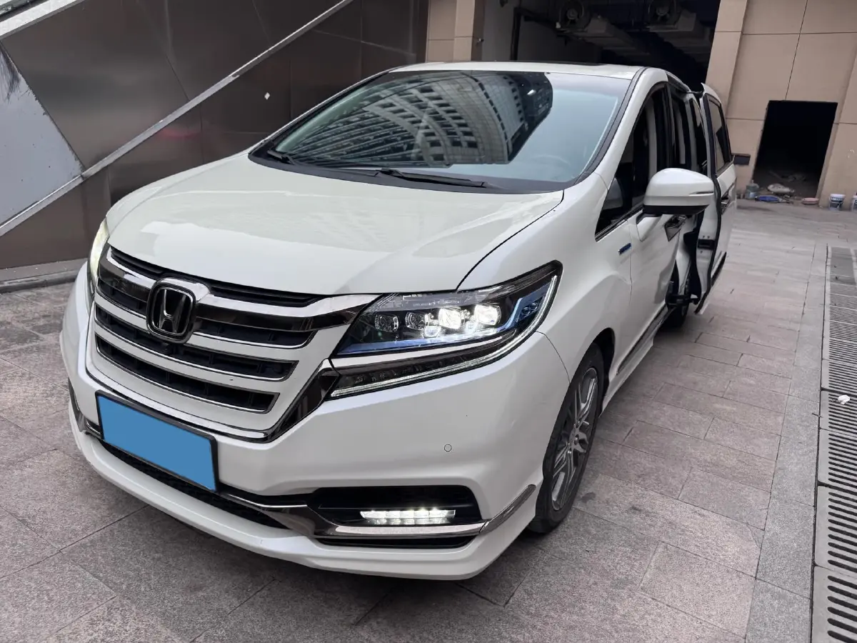 2019 Honda Elysioin 2.0L 146HP L4 E-CVT Hybrid