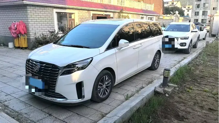 2023 Buick GL8 2.0T 237HP L4 9AT