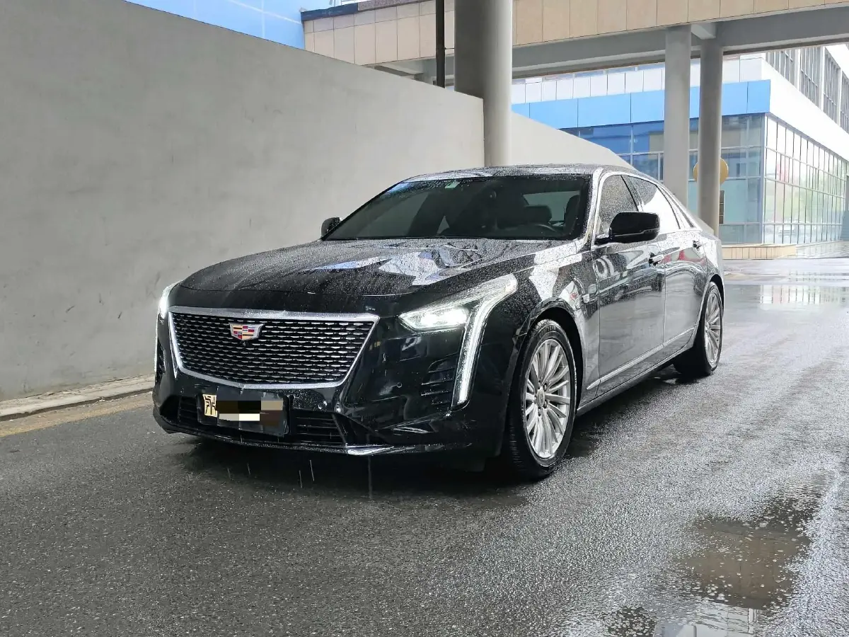2022 Cadillac CT6 2.0T 237HP L4 10AT