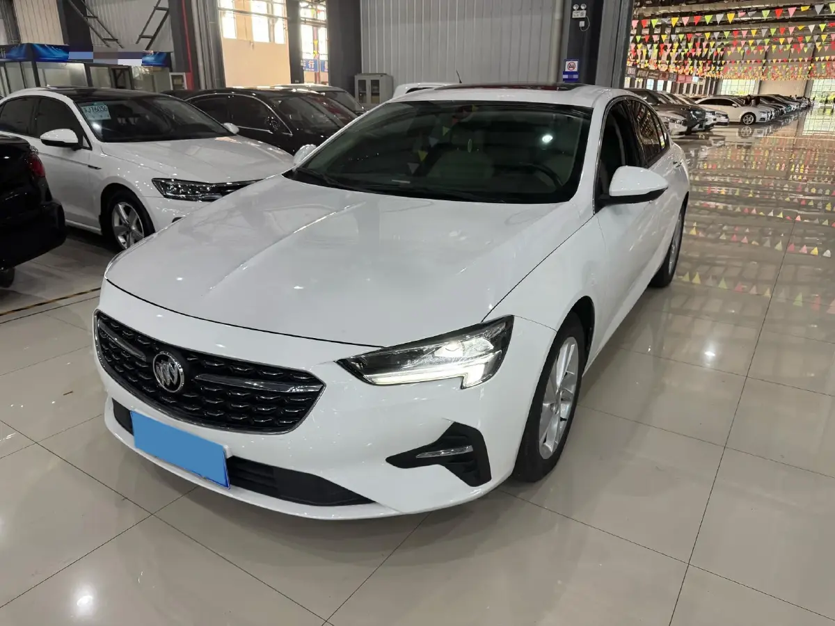 2022 Buick Regal 1.5T 169HP L4 9AT
