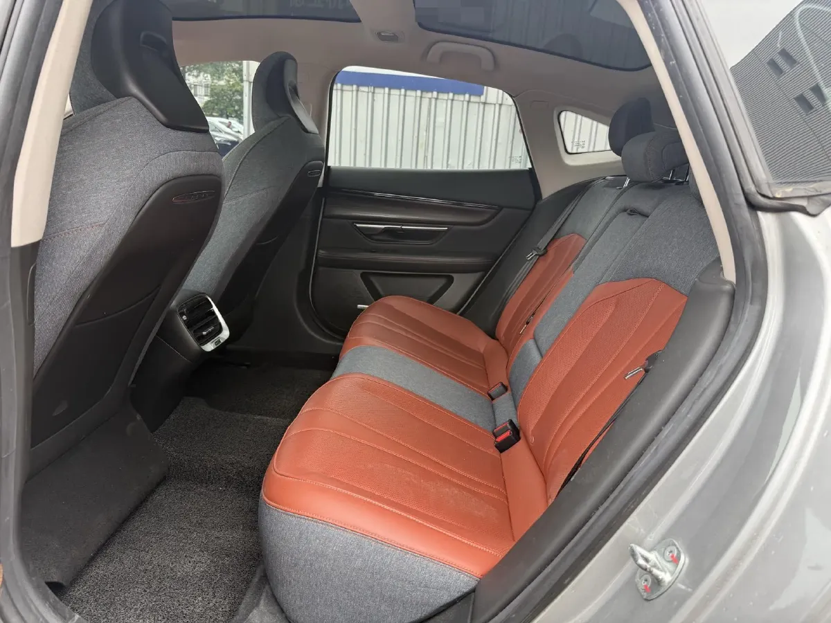 2022 Xpeng P7 BEV 60.2KWH,autocango,china used car exporter,china ev exporter,chinese used car exporter,chinese used ev exporter