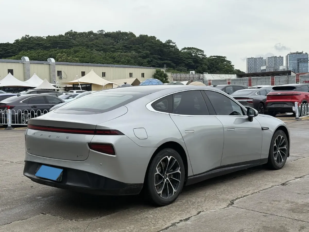 2022 Xpeng P7 BEV 60.2KWH,autocango,china used car exporter,china ev exporter,chinese used car exporter,chinese used ev exporter