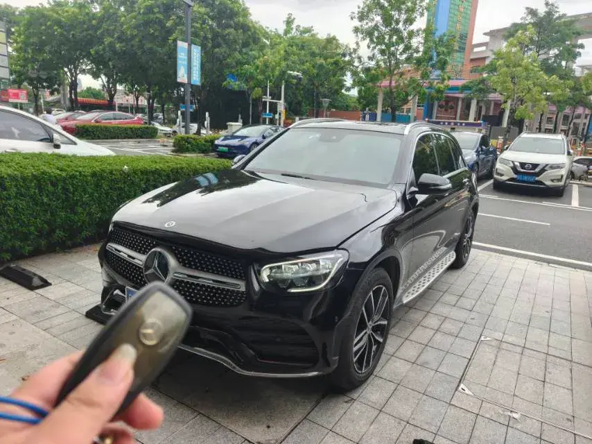 2022 Mercedes-Benz GLC Class 2.0T 258HP L4 9AT