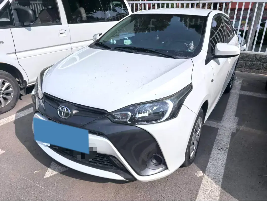 2021 Toyota Yaris L 1.5L 112HP L4 CVT