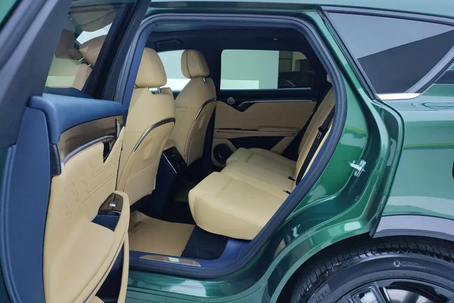 2024 Voyah FREE 1.5T 150HP L4 REEV 39.2KWH,autocango,china used car exporter,china ev exporter,chinese used car exporter,chinese used ev exporter