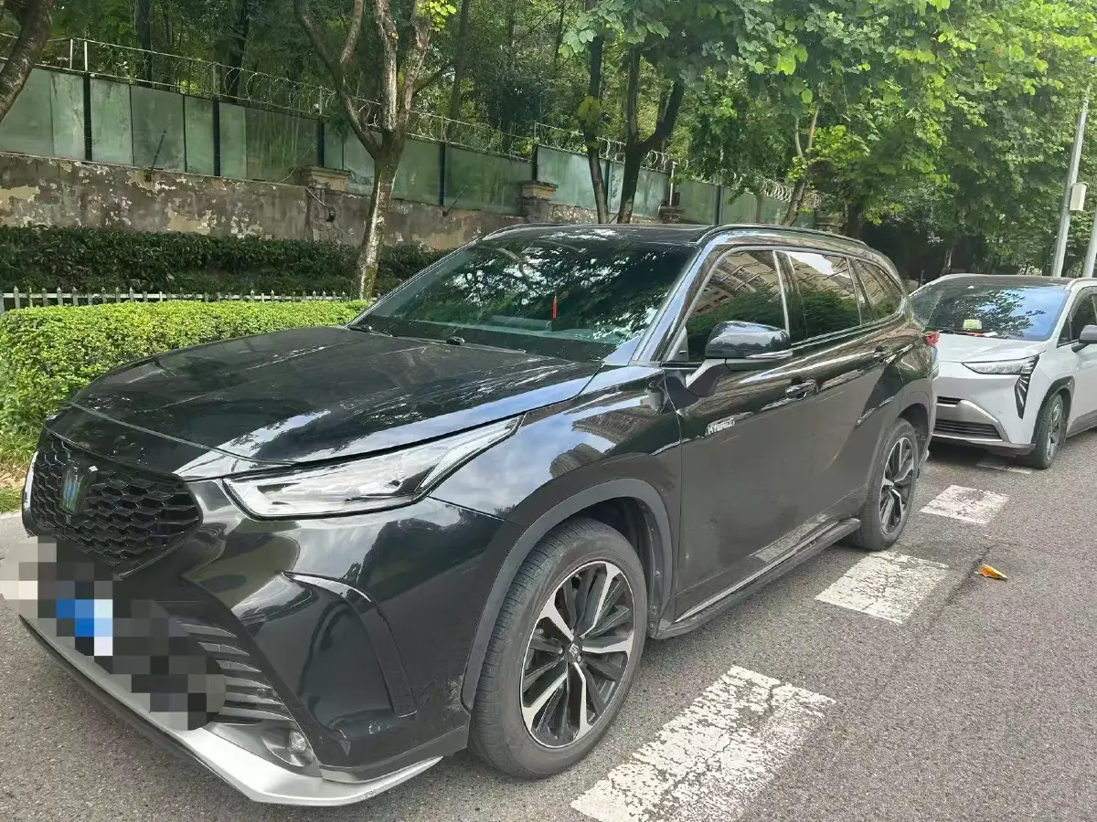 2022 Toyota Crown Kluger 2.5L 192HP L4 E-CVT Hybrid