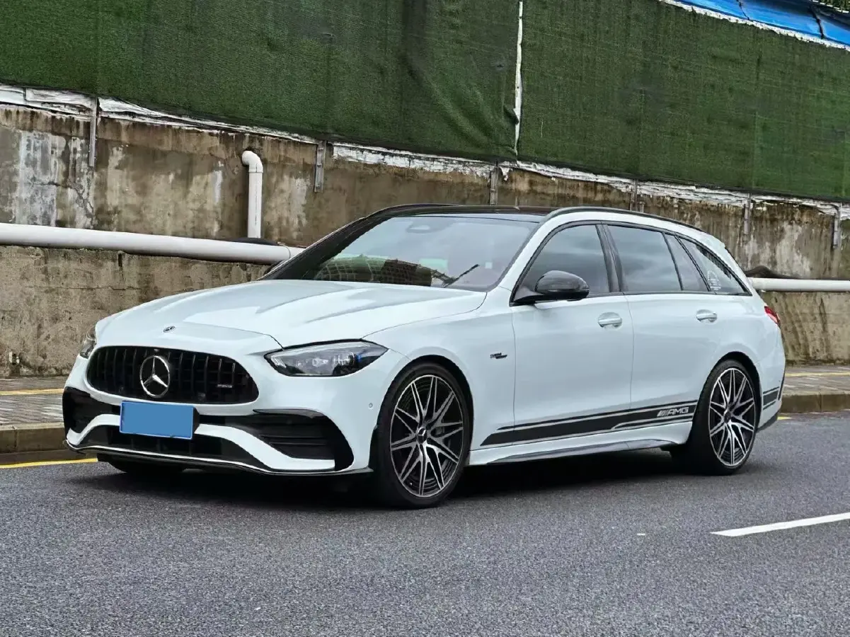 2023 Mercedes-Benz C AMG 2.0T 408HP L4 9AT