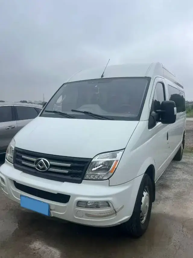 2021 MAXUS XinTu V80 2.0T 127HP L4 6MT