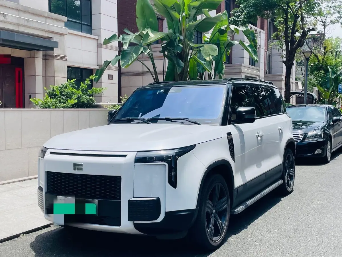 2023 ROXPloeStone 01 1.5T 152HP L4 REEV 56.01KWH