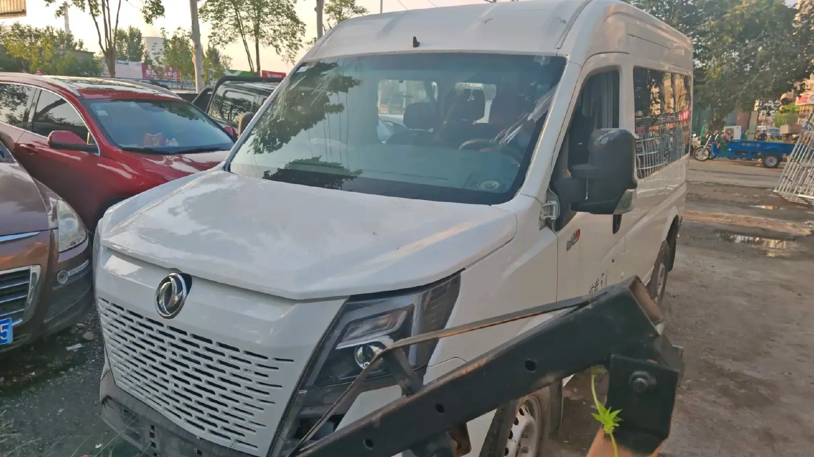 2021 DongFeng DFAC YuFeng 2.4T 140HP L4 6MT