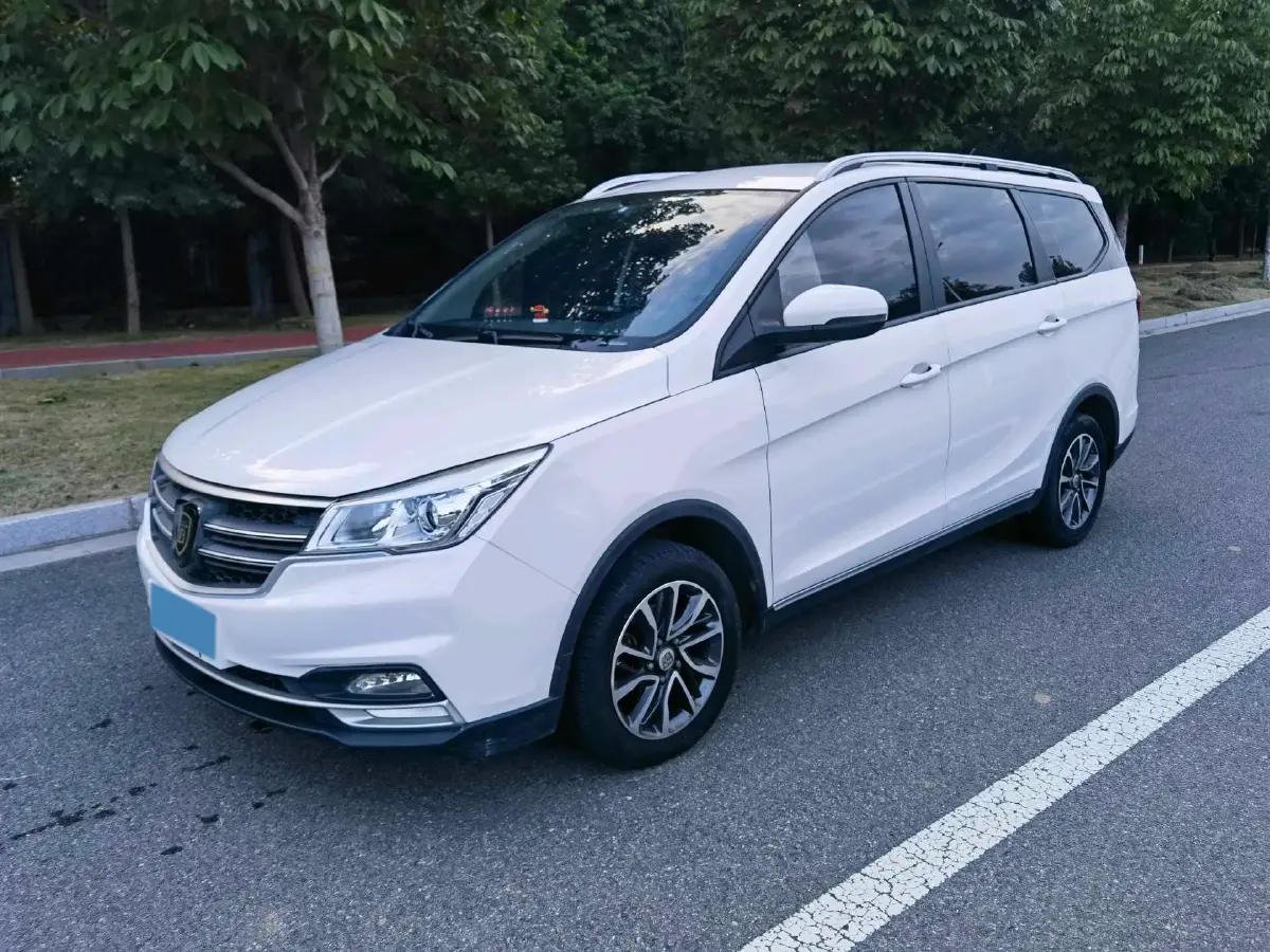 2021 BaoJun 730 1.5T 147HP L4 CVT