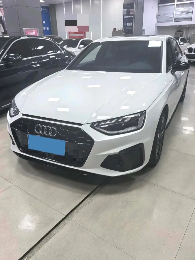 2020 Audi A4L 2.0T 190HP L4 7DCT