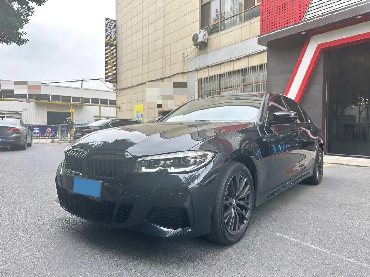 2022 BMW 3 Series 2.0T 184HP L4 8AT