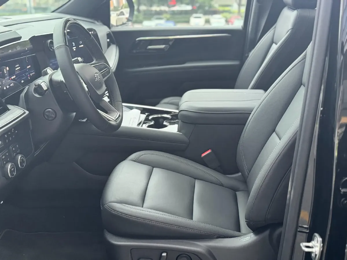 2025 The Durant Guild TAHOE 2.7T 303HP L4 10AT,autocango,china used car exporter,china ev exporter,chinese used car exporter,chinese used ev exporter