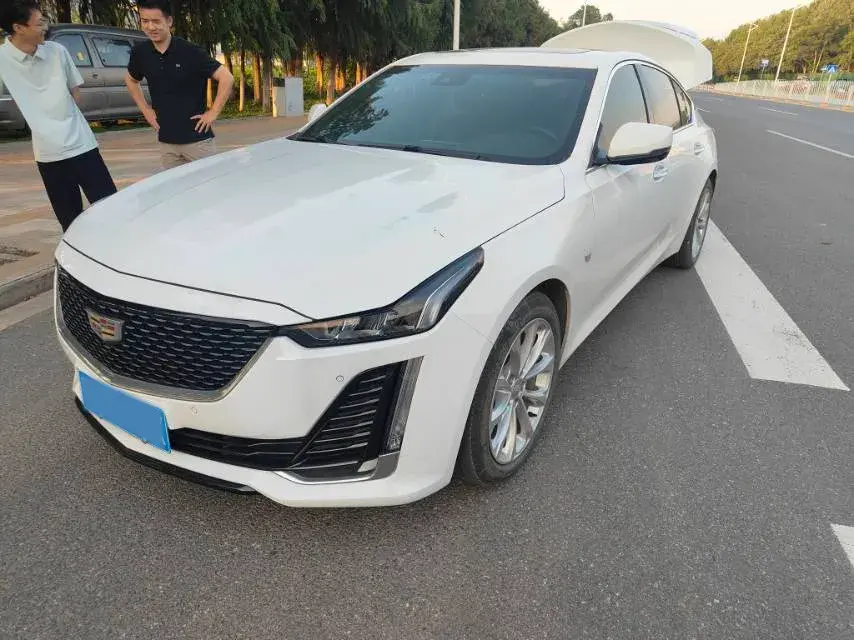 2021 Cadillac CT5 2.0T 237HP L4 10AT