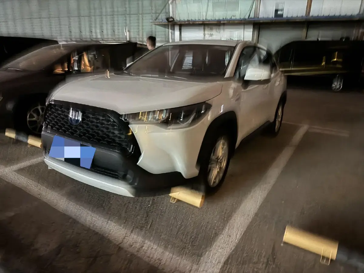 2024 Toyota Corolla Cross 2.0L 152HP L4 E-CVT Hybrid