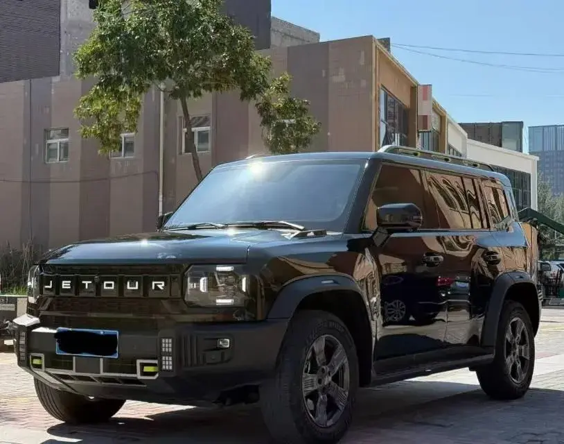 2025 Jetour Traveller 2.0T 254HP L4 7DCT