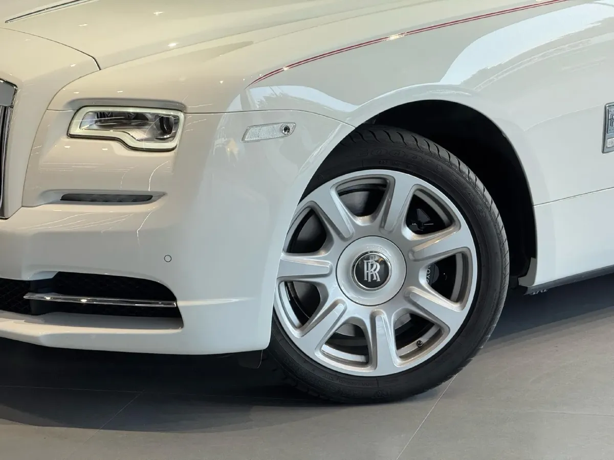 2018 Rolls-Royce Dawn 6.6T 571HP V12 8AT,autocango,china used car exporter,china ev exporter,chinese used car exporter,chinese used ev exporter