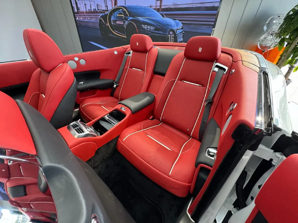 2018 Rolls-Royce Dawn 6.6T 571HP V12 8AT,autocango,china used car exporter,china ev exporter,chinese used car exporter,chinese used ev exporter