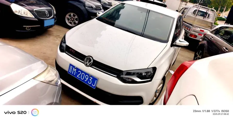 2016 Volkswagen Polo 1.4L 90HP L4 5MT