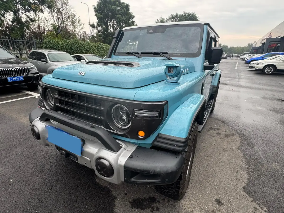 2025 212 212 T01 2.0T 252HP L4 8AT