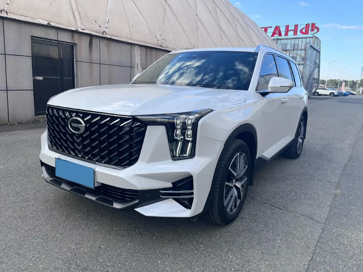 2022 GAC Trumpchi GS8 2.0T 252HP L4 8AT