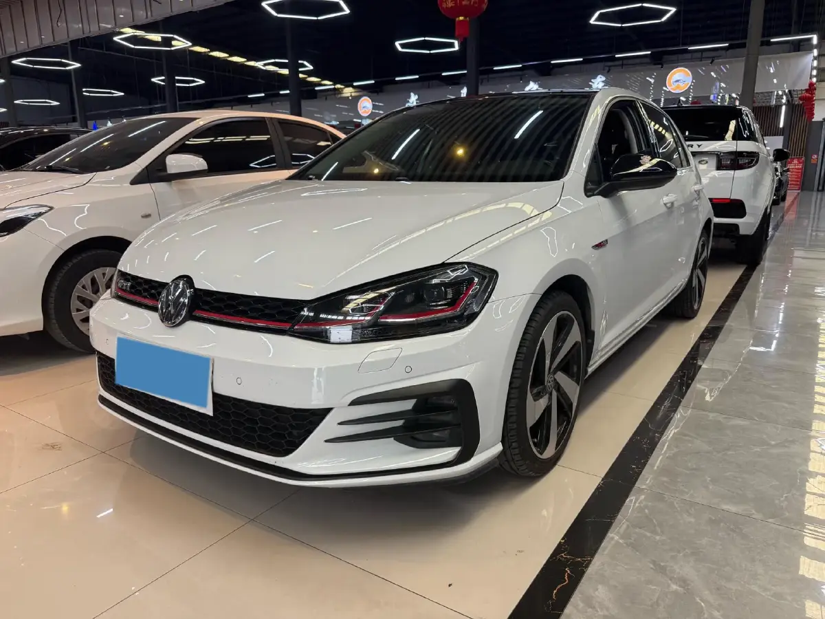 2018 Volkswagen Golf 1.4T 131HP L4 7DCT