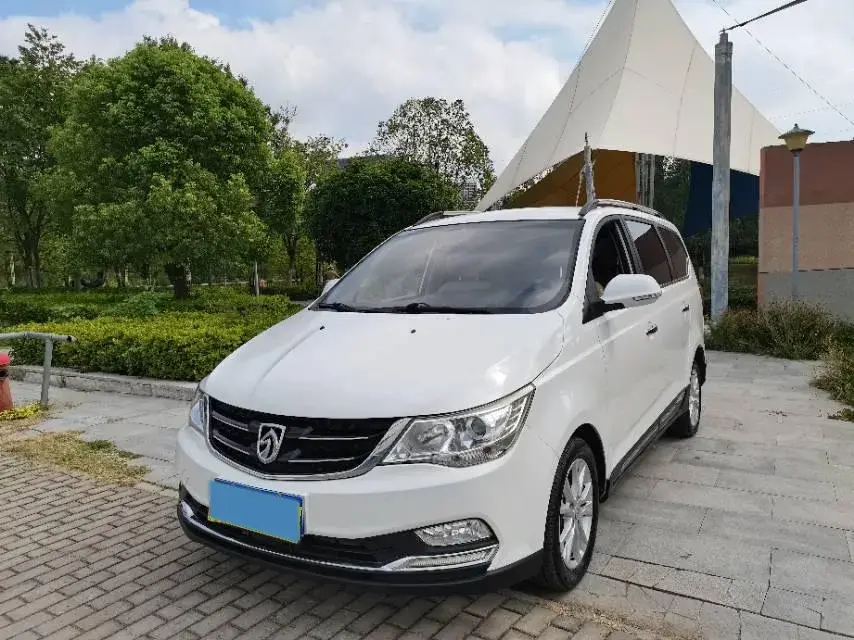 2016 BaoJun 730 1.5T 150HP L4 6MT