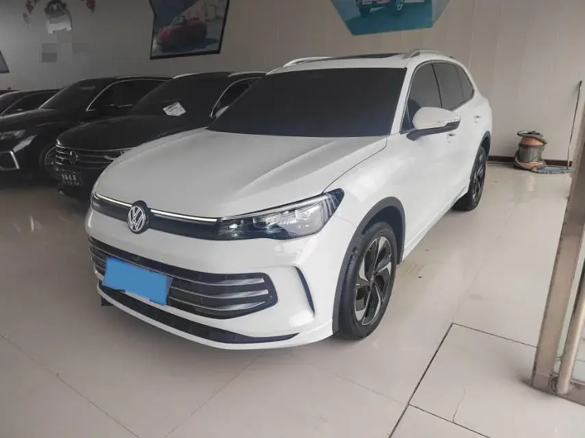 2024 Volkswagen Tiguan L 2.0T 186HP L4 7DCT