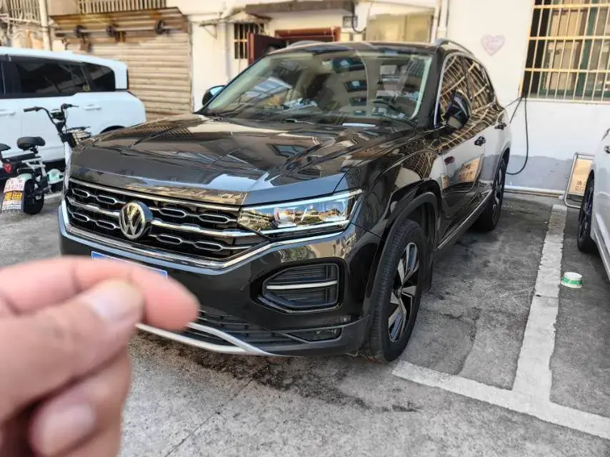 2019 Volkswagen Tayron 2.0T 186HP L4 7DCT