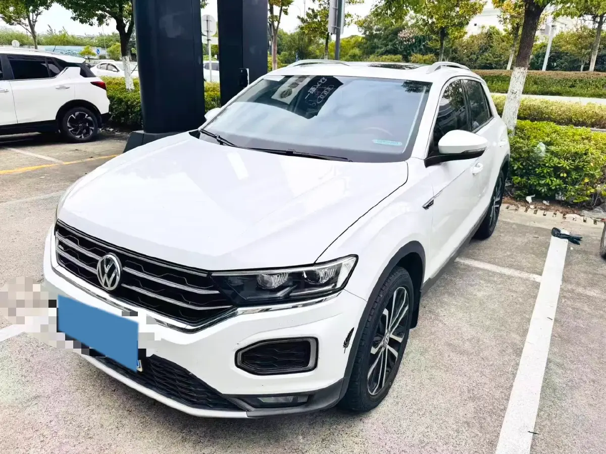 2020 Volkswagen T-Roc 1.4T 150HP L4 7DCT