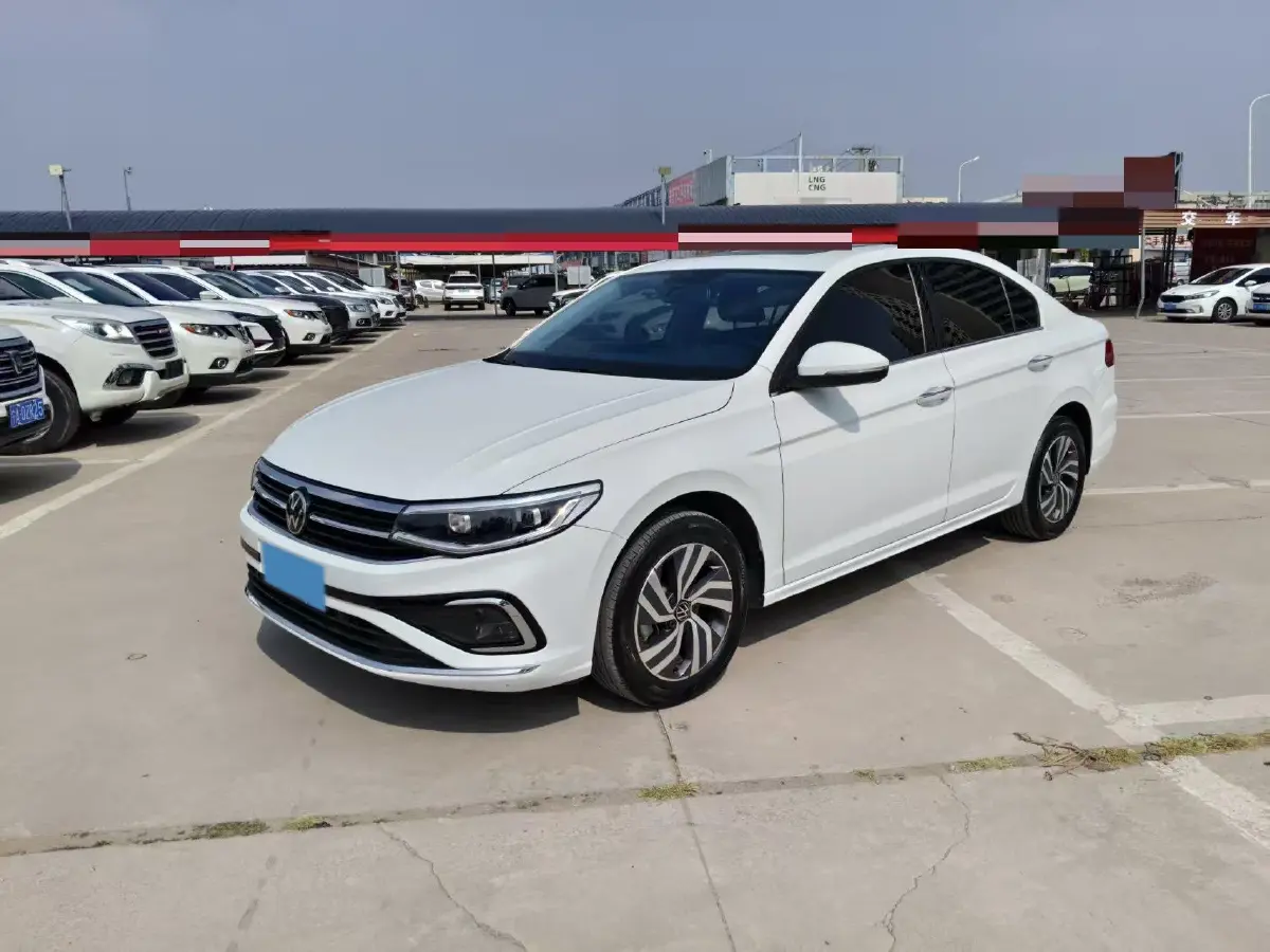 2023 Volkswagen Bora 1.4T 150HP L4 7DCT