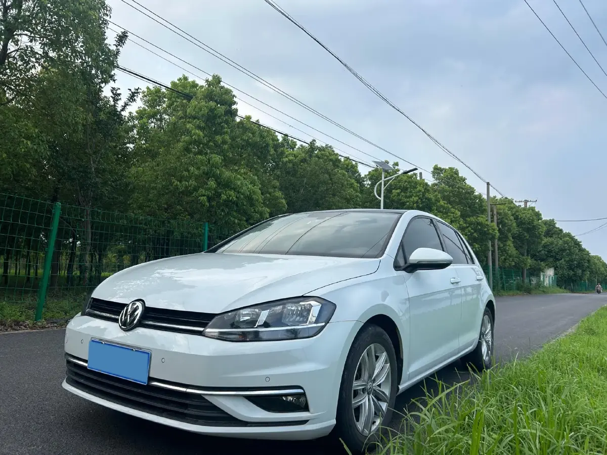 2019 Volkswagen Golf 1.4T 150HP L4 5MT