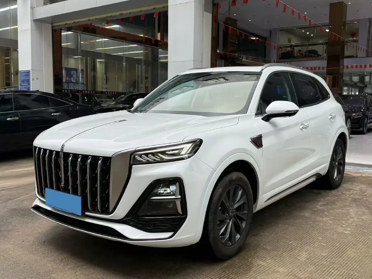 2023 HongQi HS5 2.0T 252HP L4 8AT