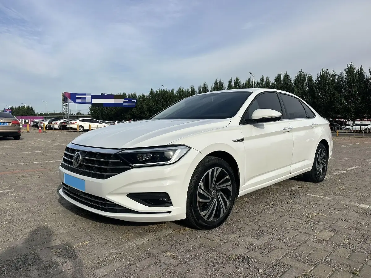 2022 Volkswagen Sagitar 1.4T 150HP L4 7DCT