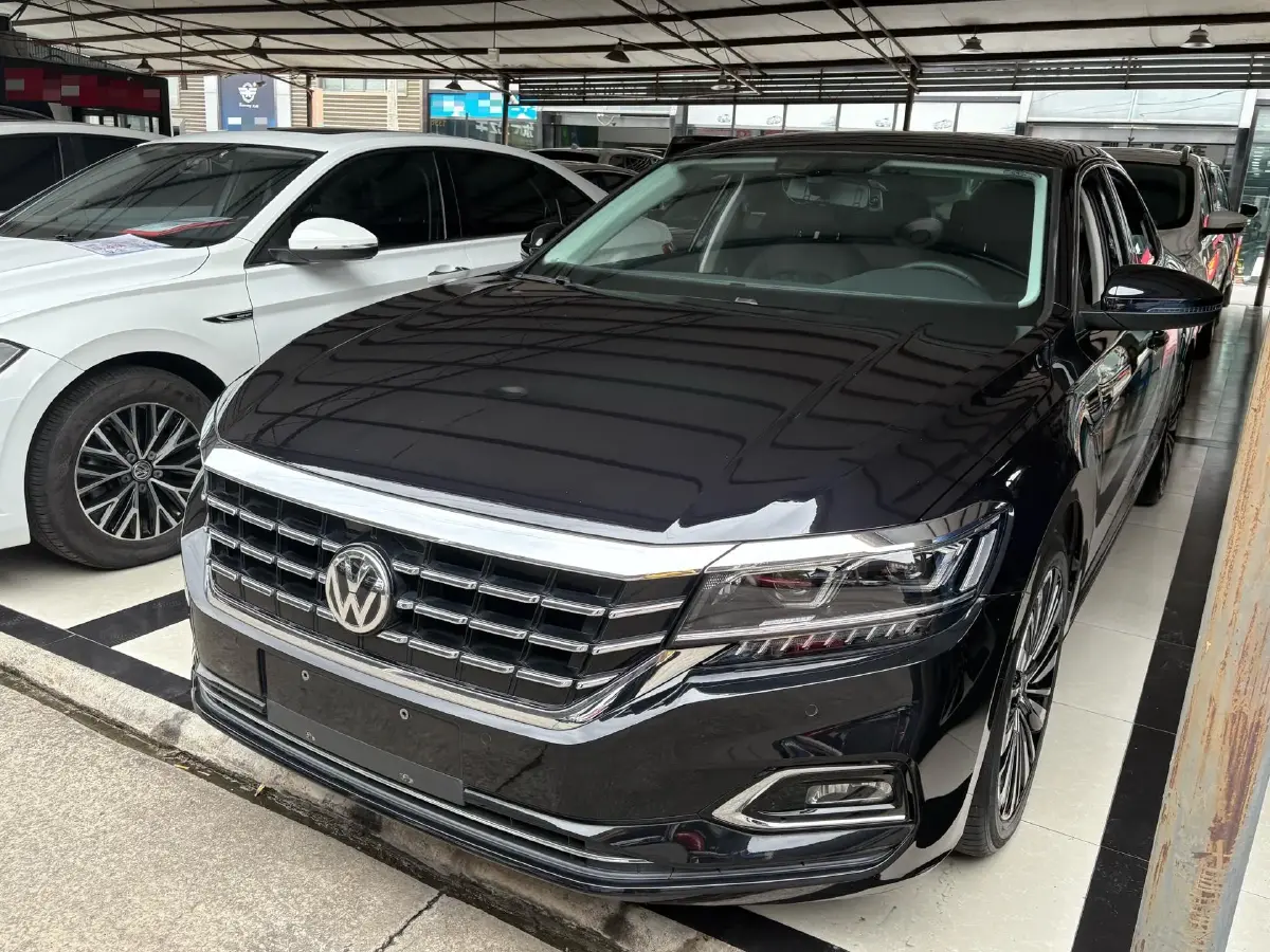 2020 Volkswagen Passat 2.0T 186HP L4 7DCT
