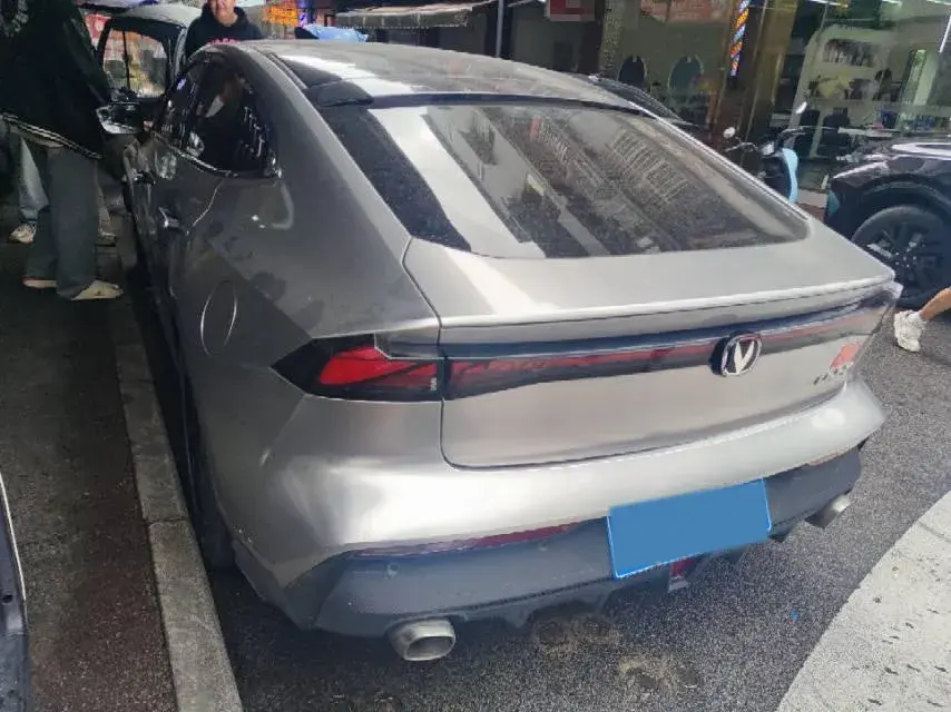 2022 CHANGAN UNI-V thumbnail 4