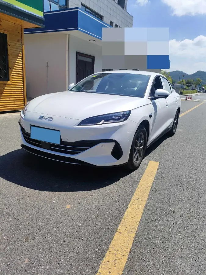 2025 BYD QinL 1.5L 101HP L4 E-CVT PHEV 10.08KWH