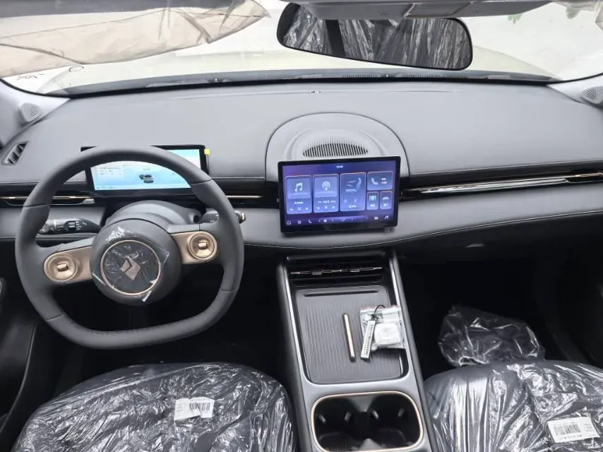 2026 BaoJun E6 BEV,autocango,china used car exporter,china ev exporter,chinese used car exporter,chinese used ev exporter