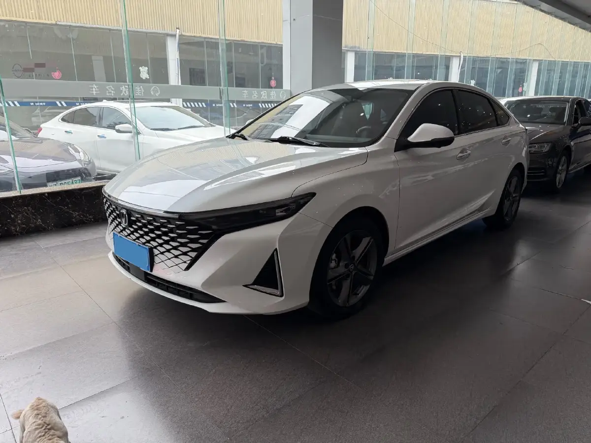2023 ChangAn Raeton Plus 1.5T 188HP L4 7DCT