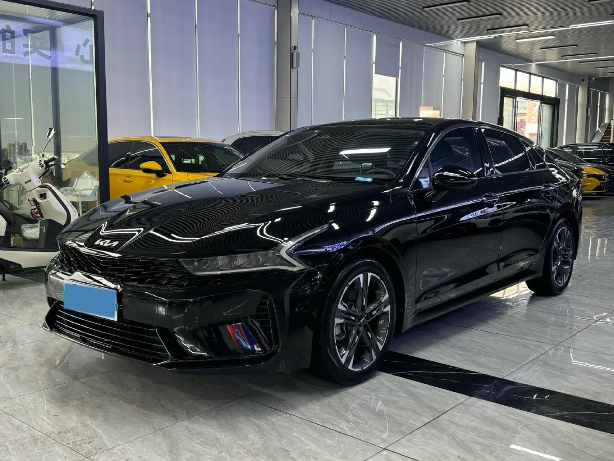 2021 Kia K5 1.5T 170HP L4 7DCT