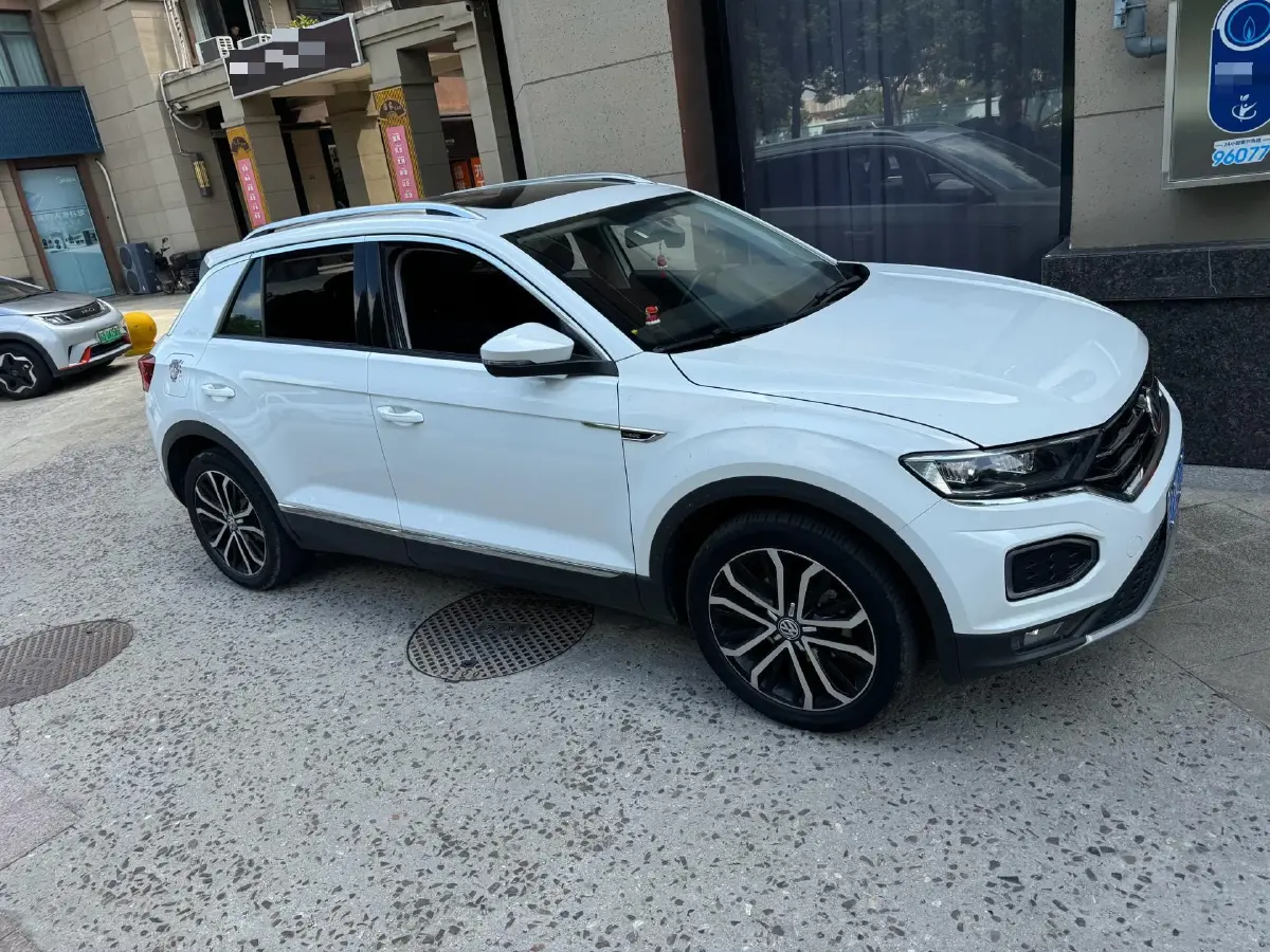2019 Volkswagen T-Roc 1.4T 150HP L4 7DCT