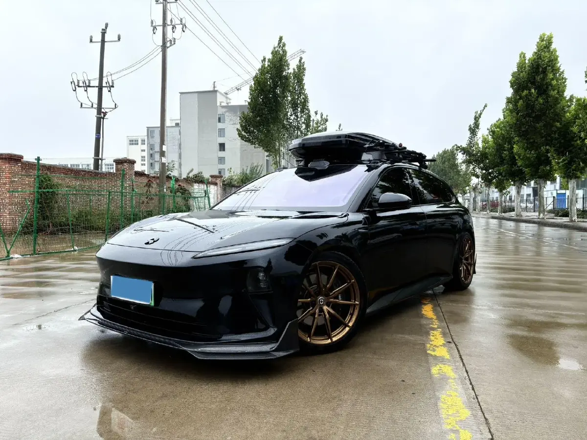 2024 NIO ET5T BEV 75KWH