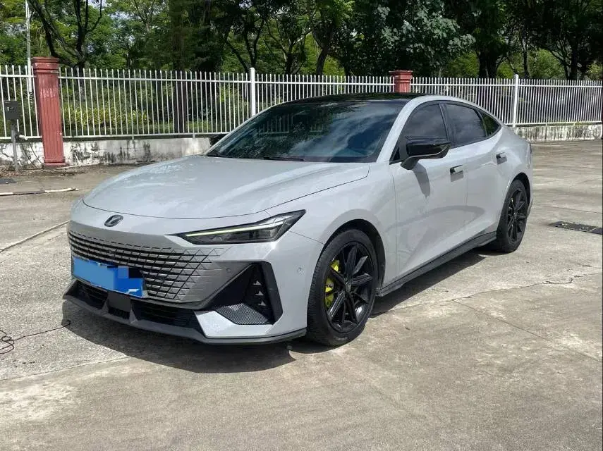 2022 ChangAn UNI-V 1.5T 188HP L4 7DCT