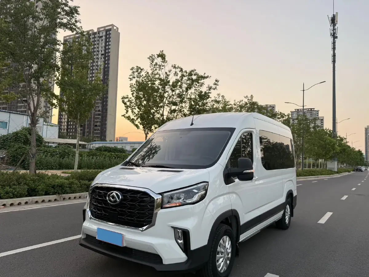 2022 MAXUS XinTu V90 2.0T 150HP L4 6AT