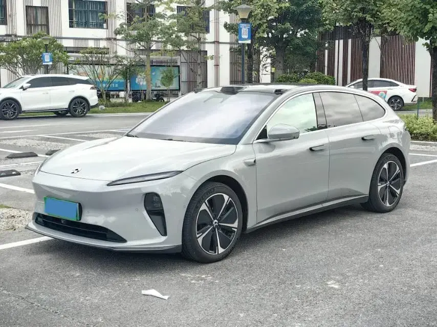 2024 NIO ET5T BEV 75KWH