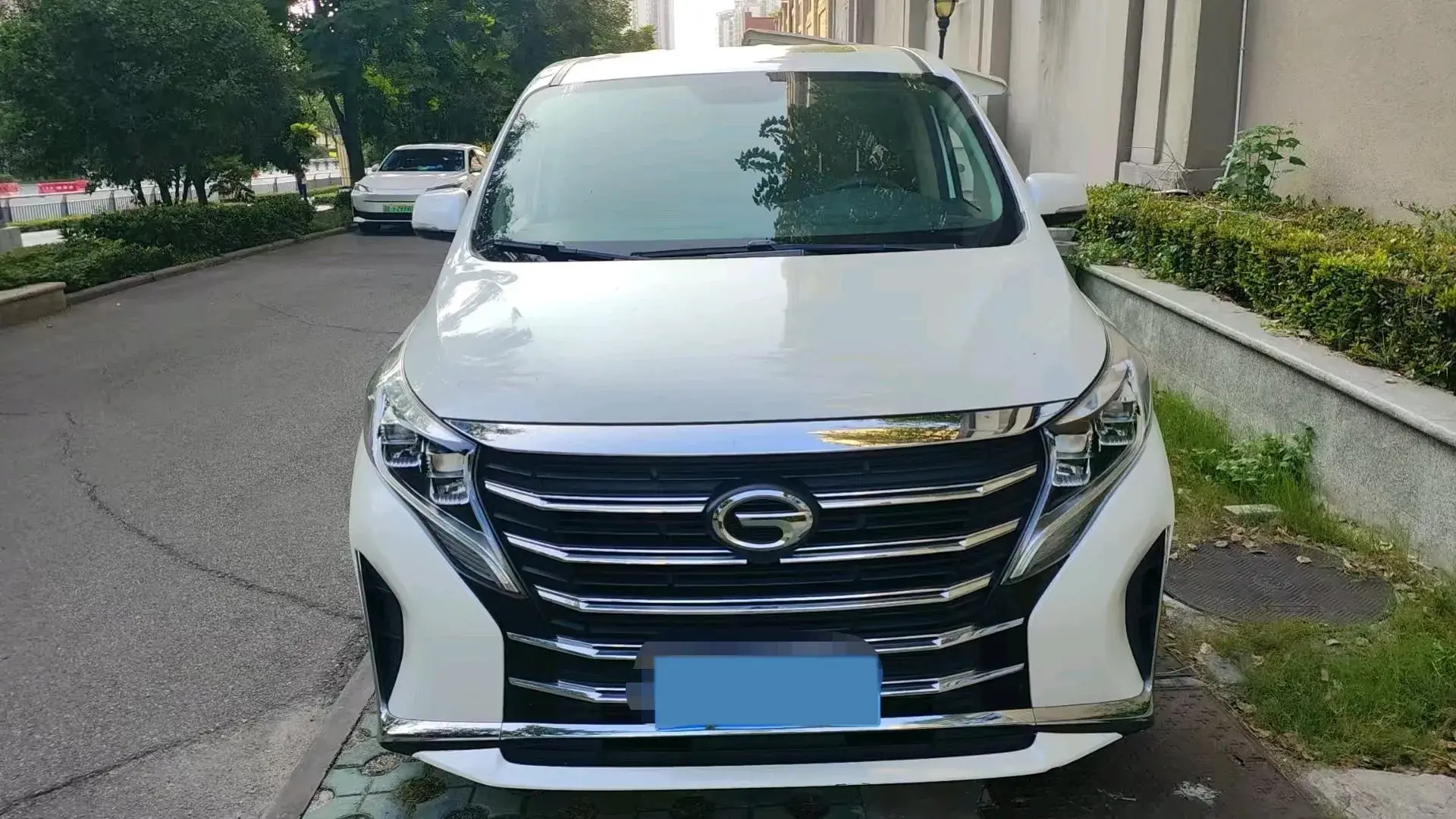 2021 GAC TRUMPCHI thumbnail 4