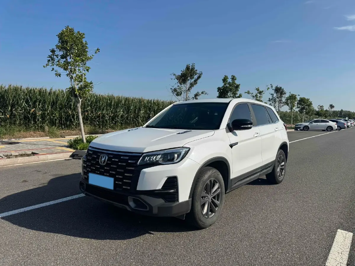 2024 ChangAn CS75 1.5T 188HP L4 6MT