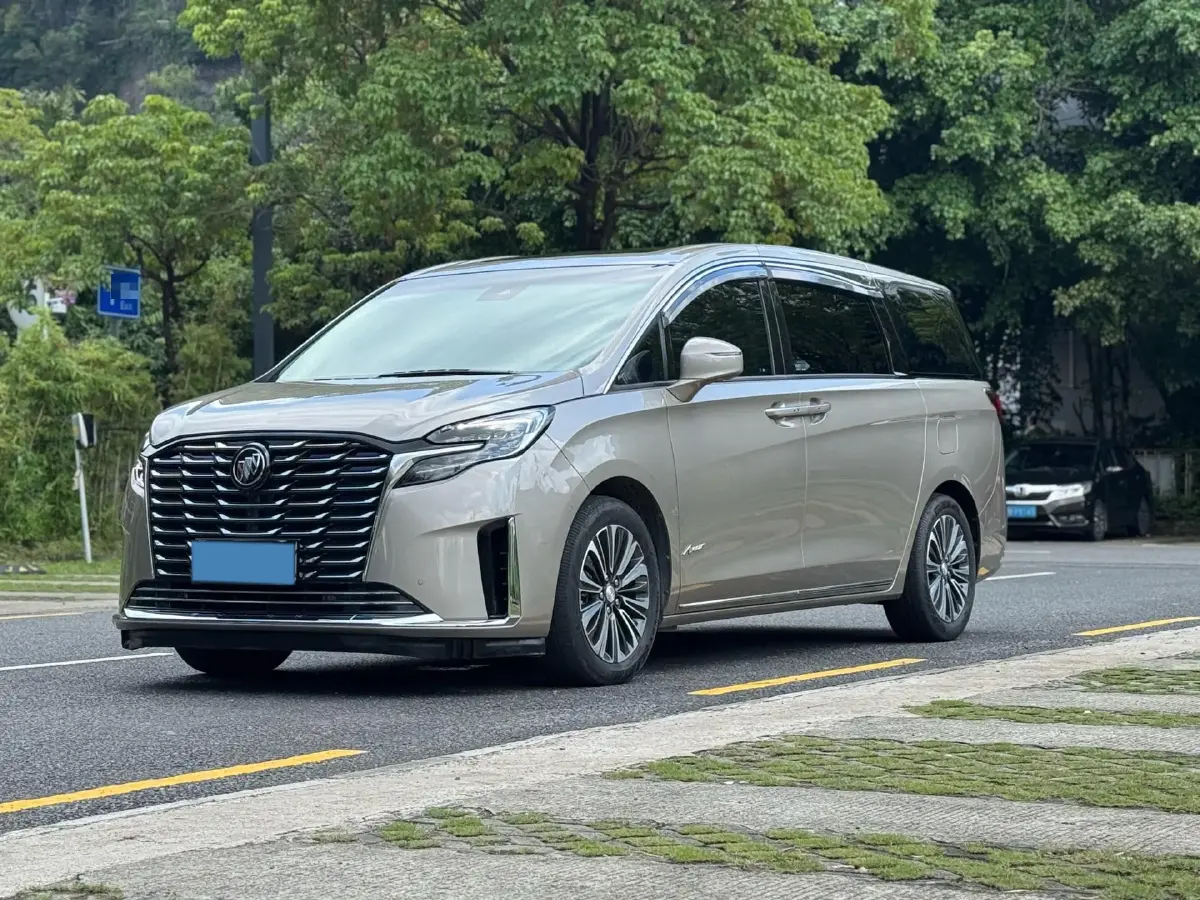 2023 Buick GL8 2.0T 237HP L4 9AT