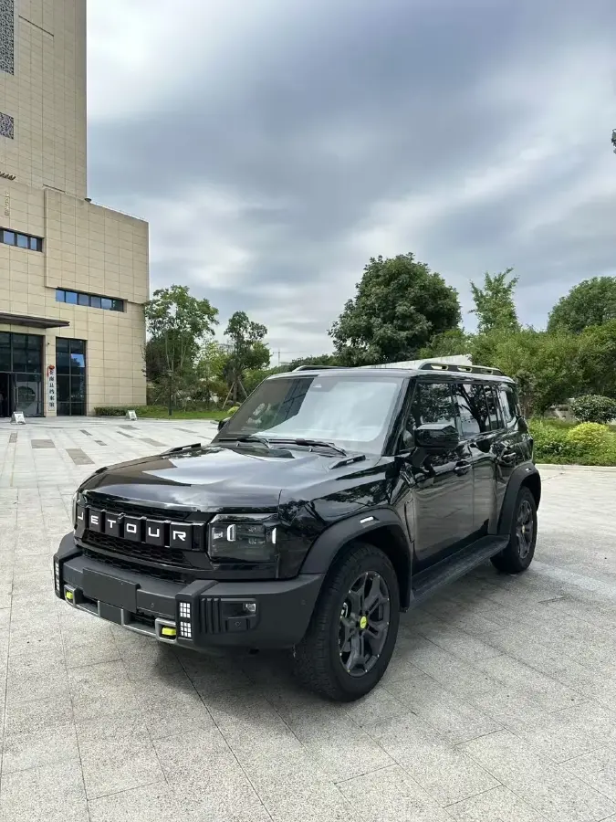 2023 Jetour Traveller 2.0T 254HP L4 8AT